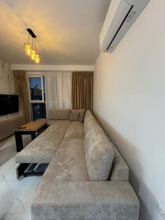 🏢Astir,prane Kompleksit “Molla” jepet me qera apartament 1+1,i sapo mobiluar 550Euro