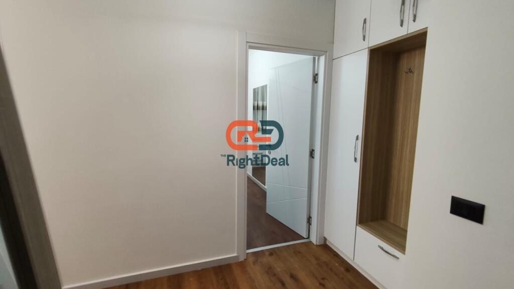 Ne Astir,Shitet Apartament 1+1 I Konvertuar Ne 2+1!