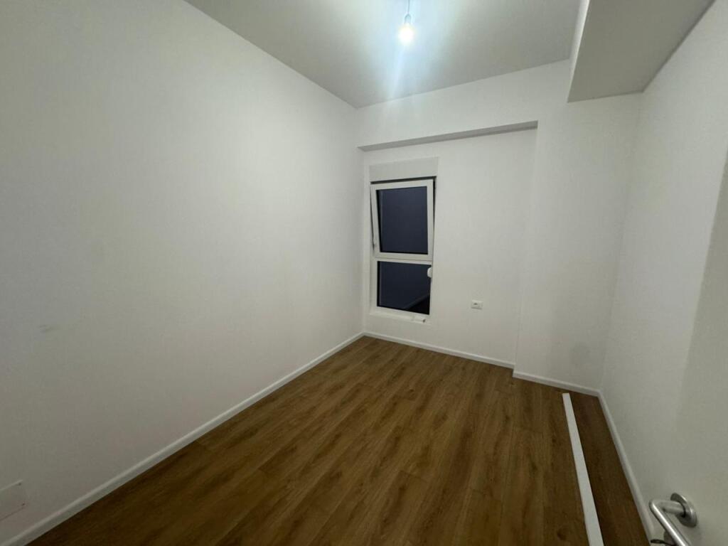 🏡 Jepet me Qira Apartament 2+1 📍 Adresa: Ali Demi, Kompleksi Kaimi