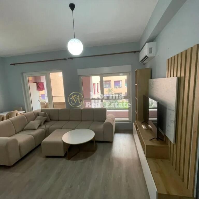 Qera, Apartament 2+1, Rruga Pasho Hysa, afer Kompleksit Mangalem, 500 Euro/muaj