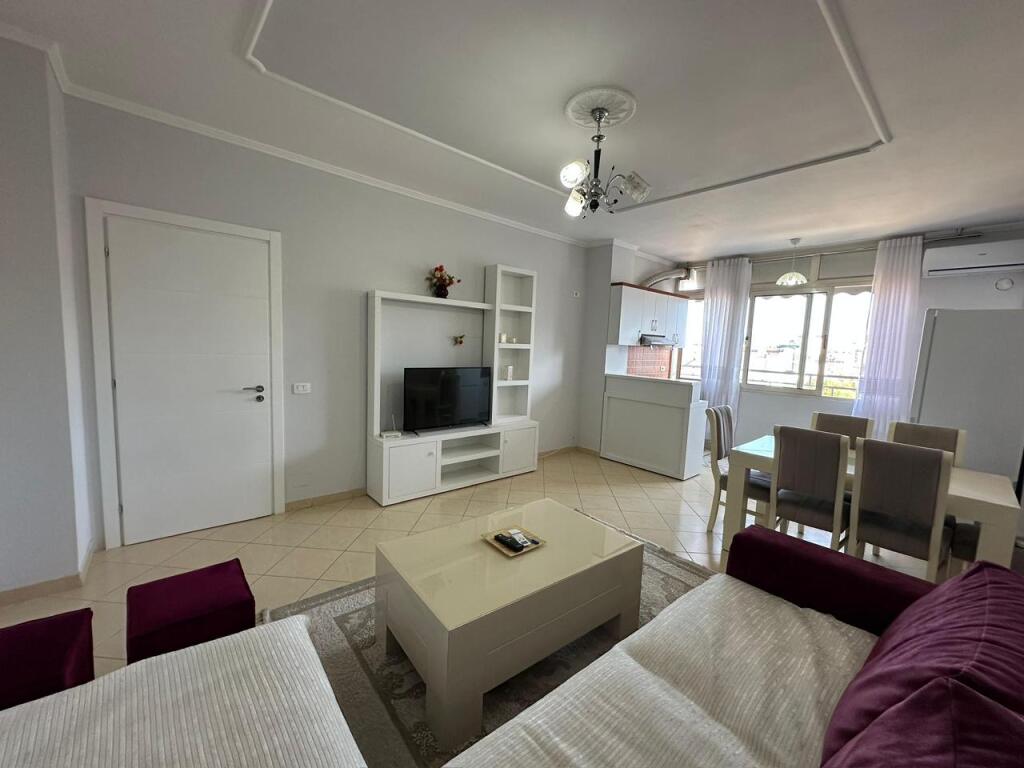 Apartament 1+1+Ballkon me Qira te 21 Dhjetori
