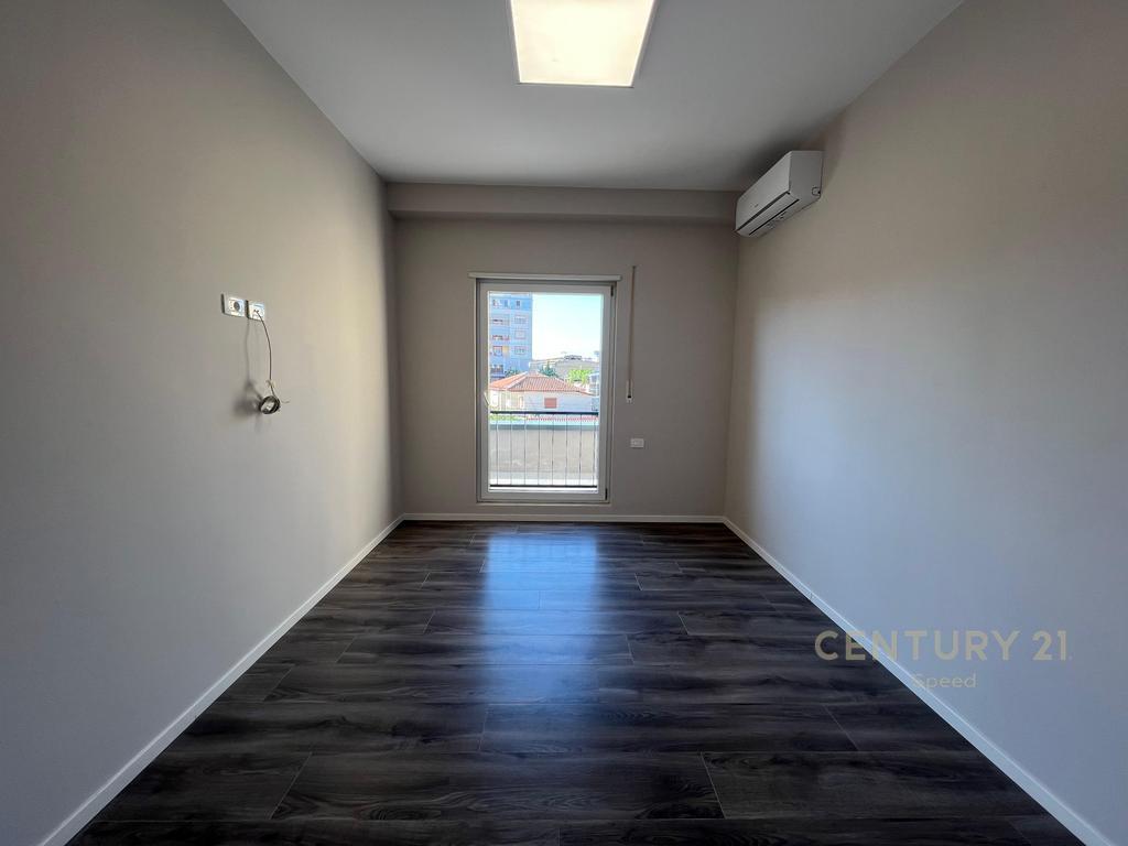 🏙️ Apartament 2+1 për Shitje pranë Hipotekës, Tiranë