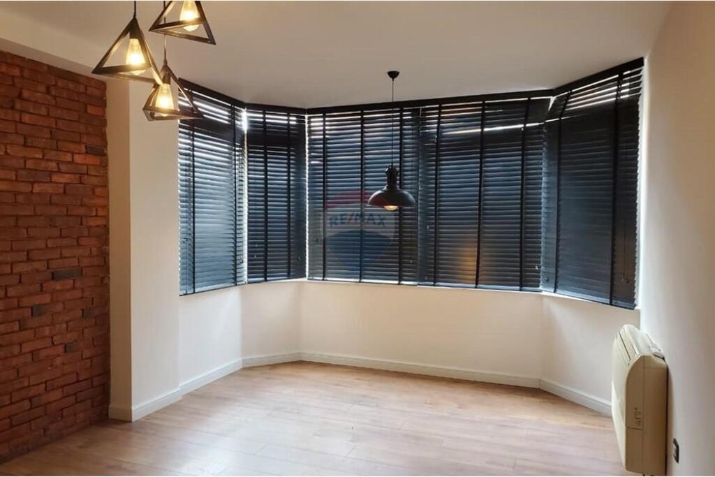 Apartament 2+1+2 me qira – Komuna e Parisit