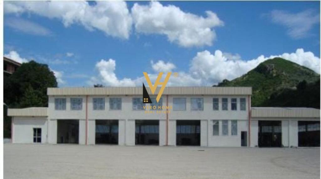 LAND AND BUILDING FOR RENT IN MULLET 6,000 EURO