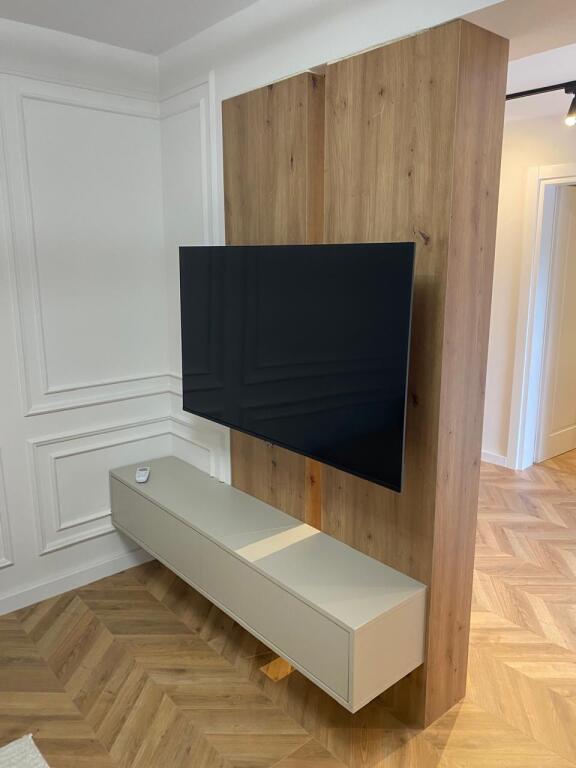 Apartament 2+1, Mbi Tregun Elektrik!