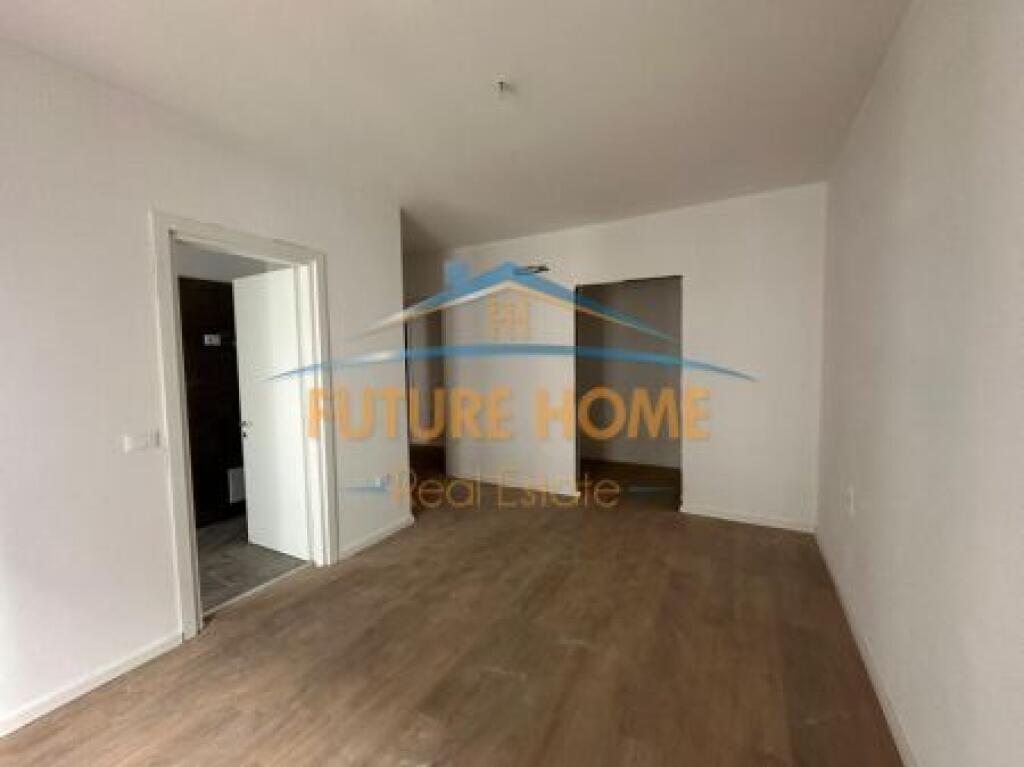 Shitet, Apartament 2+1+2, Tirana Trio Towers, Don Bosko