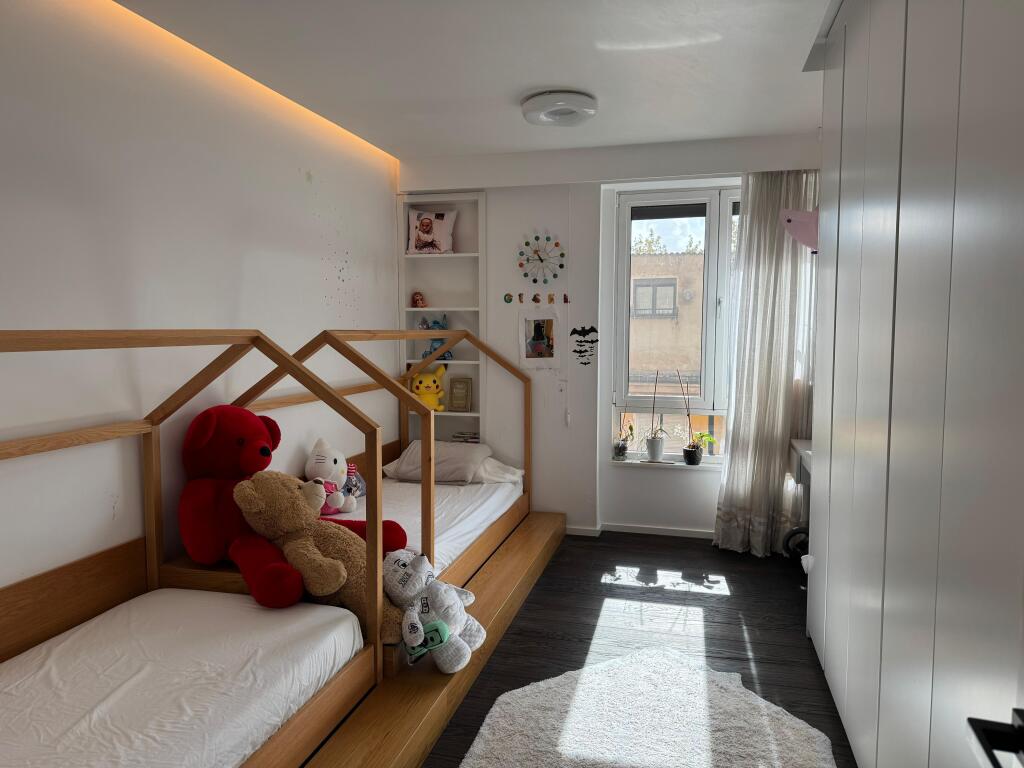 MYSLYM SHYRI 2+1+2 QIRA