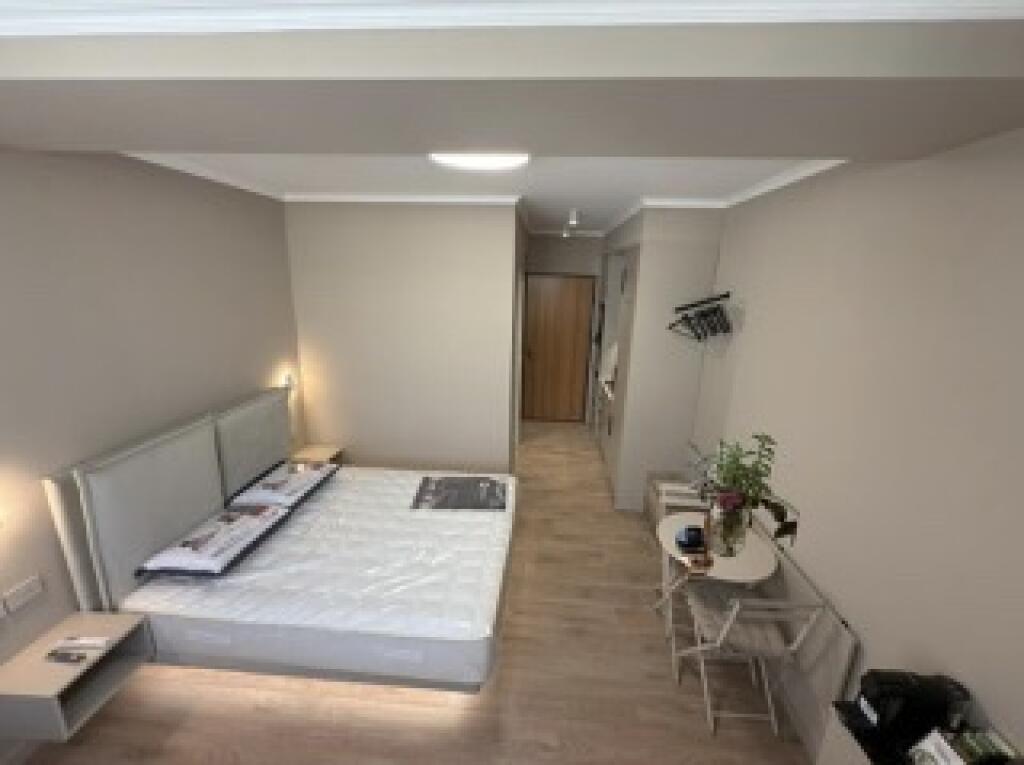 MONOLOCALE IN VENDITA PRESSO IL MUNICIPIO PARISIT