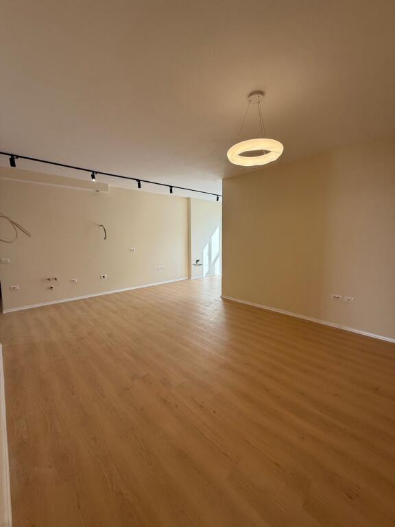OFFICE FOR RENT 94 M2 ASTIR 600 EURO