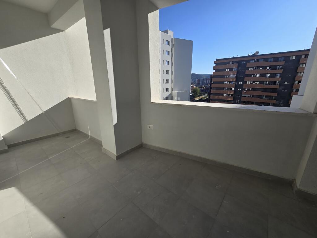 Appartamento 2+1+Balcone+Posto Auto in Affitto Vicino a Green City