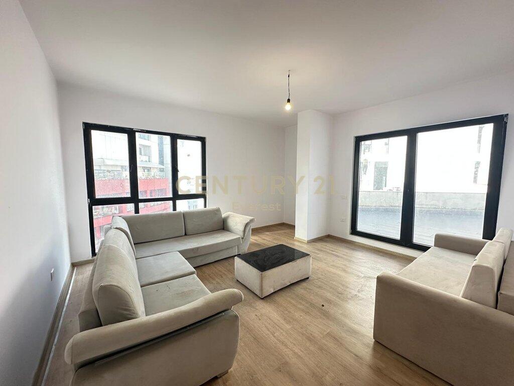 KOMPLEKSI ARLIS, APARTAMENT 2+1 PER QIRA