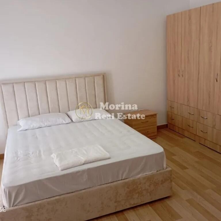 Qera, Hyrje Private 2+1+Parkim,Fresk, 400 euro/muaj