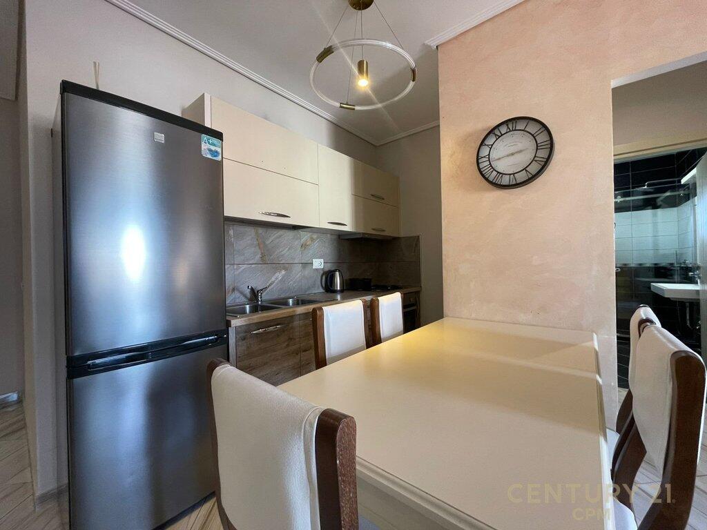 🏙️ Myslym Shyr – Jepet me qira apartament 2+1 me pamje panoramike