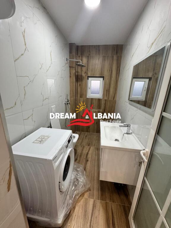 Ambient biznesi/Apartament me Qera ne Myslym Shyr, prane Shkolles Pjeter Budi ne Tirane (ID 42611376)