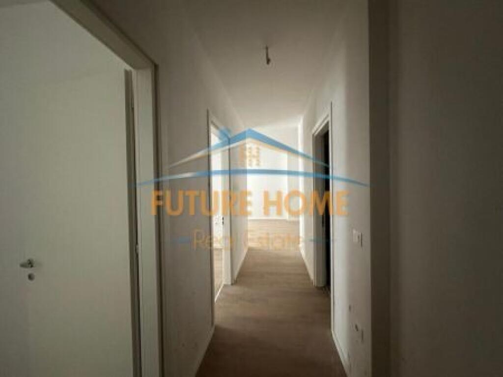 Shitet, Apartament 2+1+2, Tirana Trio Towers, Don Bosko