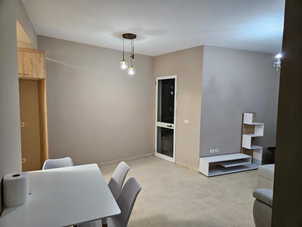 Apartament me qira ne Astir