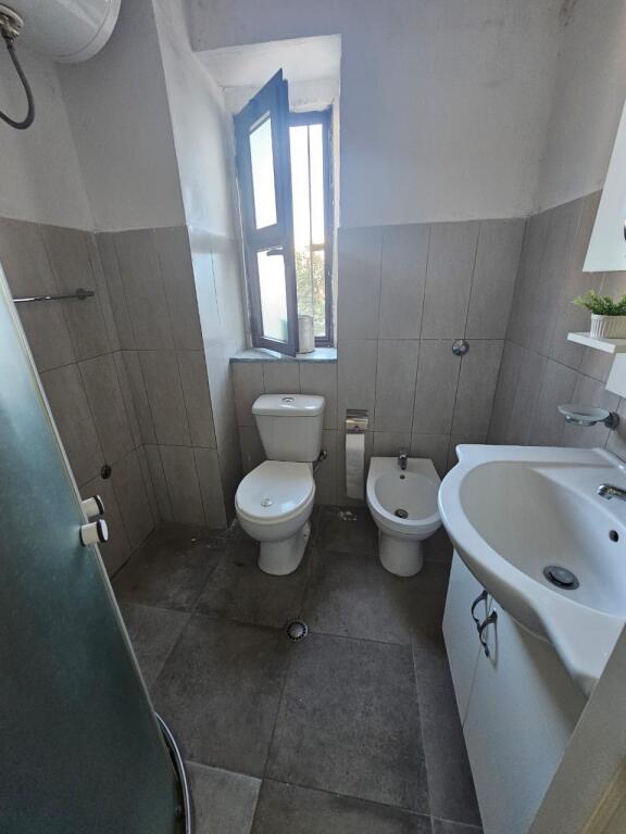 1+1 me qera Gjykata Durres