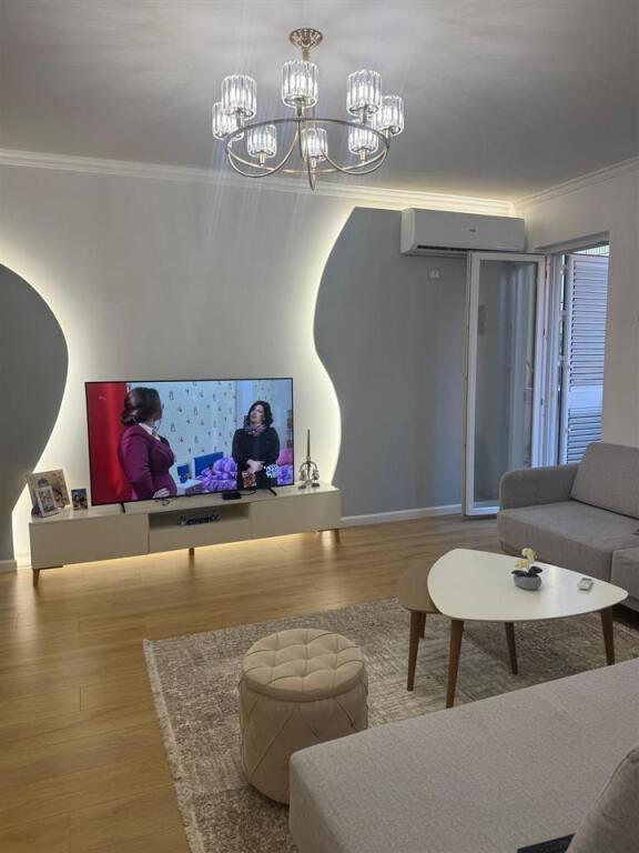 APARTAMENT NE SHITJE 2+1 NE FRESK