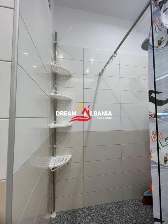Jepet me qera apartament 1+1 ne rrugen e Kavajes prane Kompleksit Deliorgji (ID 42111486)