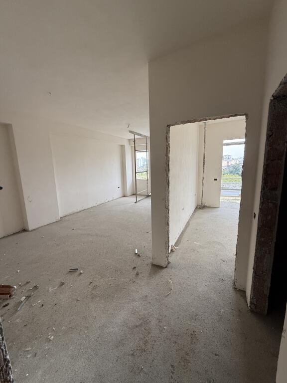 Paskuqan. Business premises for rent 140 M2