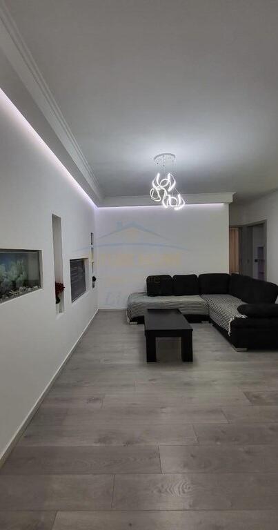 Qera, Apartament 2+1, Liqeni i Thate, Tiranë.
