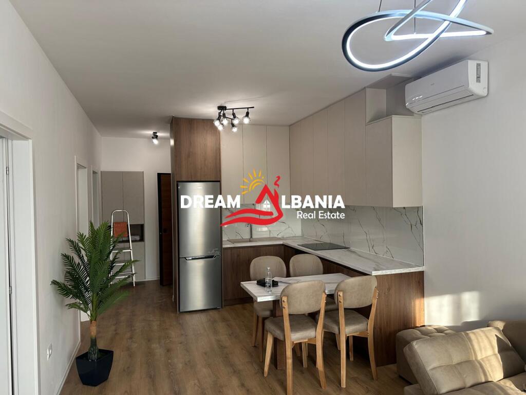 Jepet me qera apartament 2+1 tek Zogu i Zi prane Ring Center (ID 42215424)