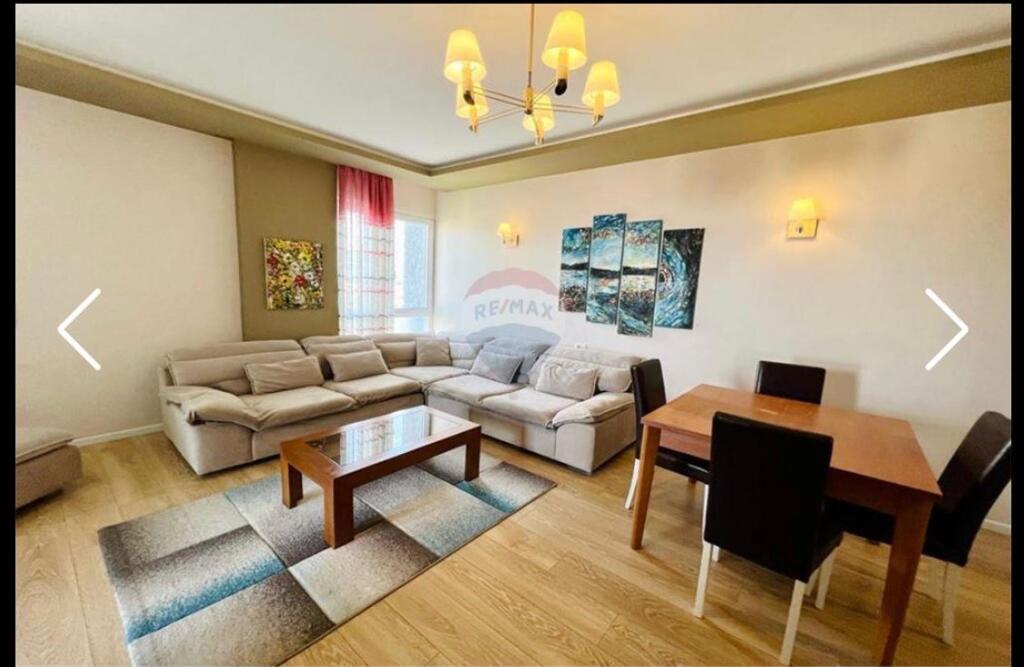 Affittasi 2+1+2 Via Peti Lago Secco 700€