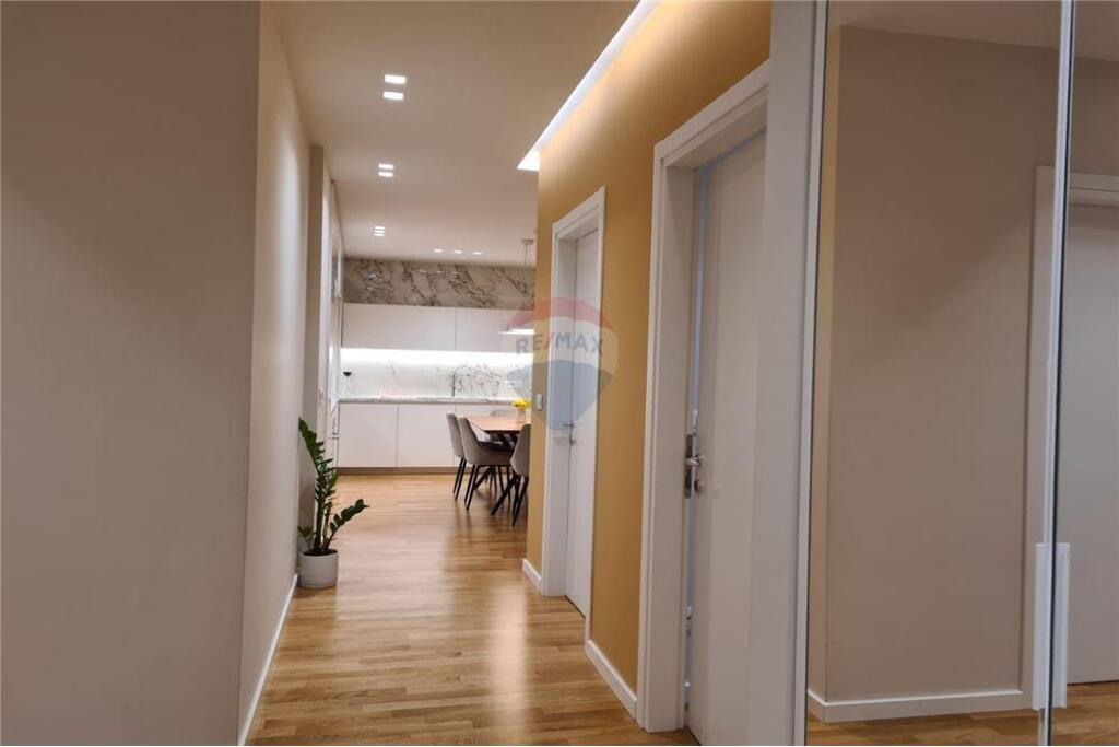 Luxury apartment 3+1+2 for rent near the Center!