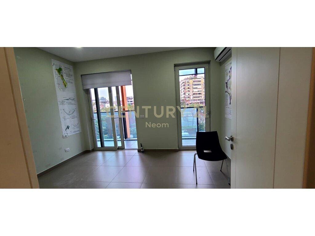 Modern Office for Rent near Qemal Stafa Stadium, Tirana – 135 m² 2,430 € /Month