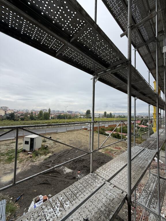 Paskuqan. Business premises for rent 140 M2