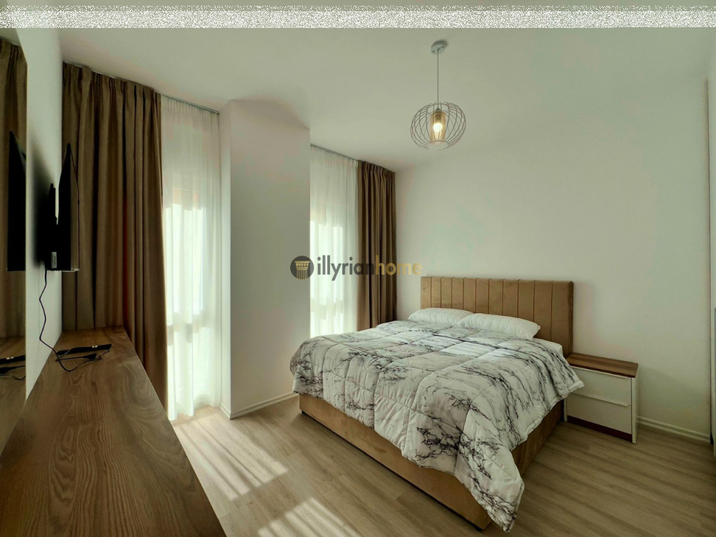 Jepet me qira Apartament 2+1+ Ballkon, “Zogu i Zi”, Tiranë