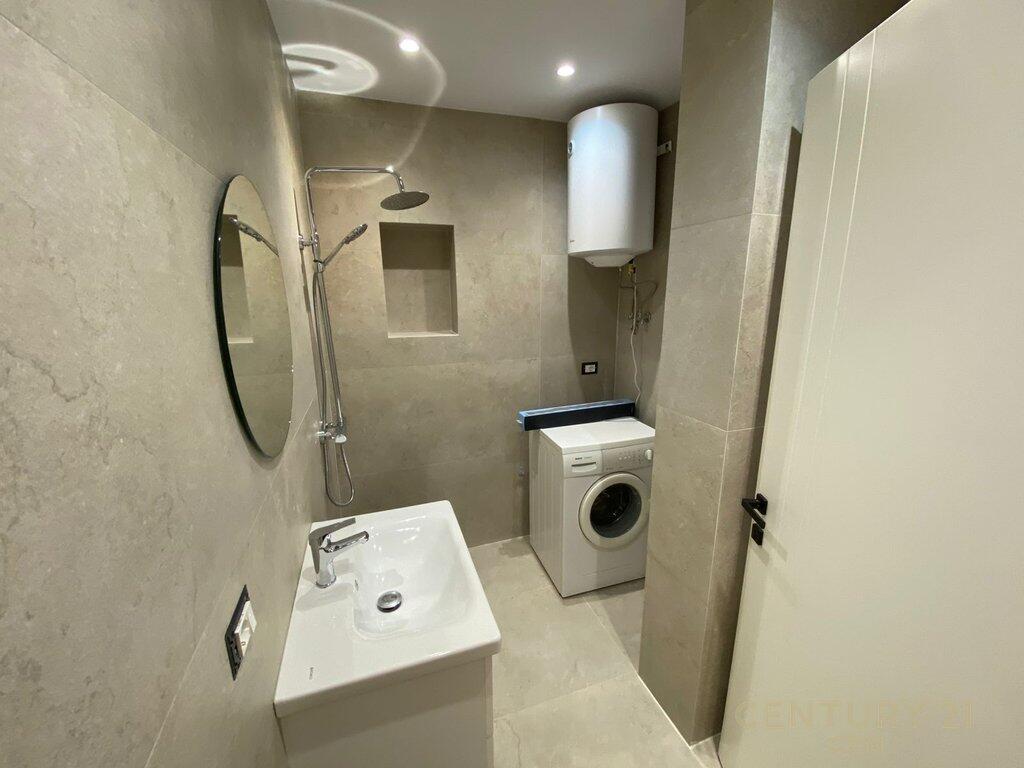 SHESIM APARTAMENT 1+1 TE KOMUNA PARISIT !!!
