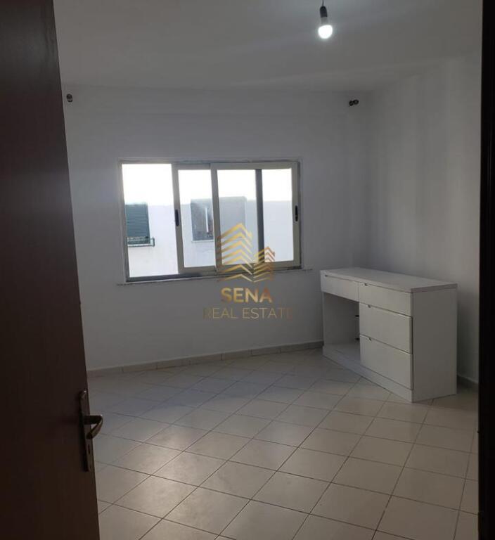 Qira, Apartament 2+1, Bosh, Fresk, 300 Euro/muaj