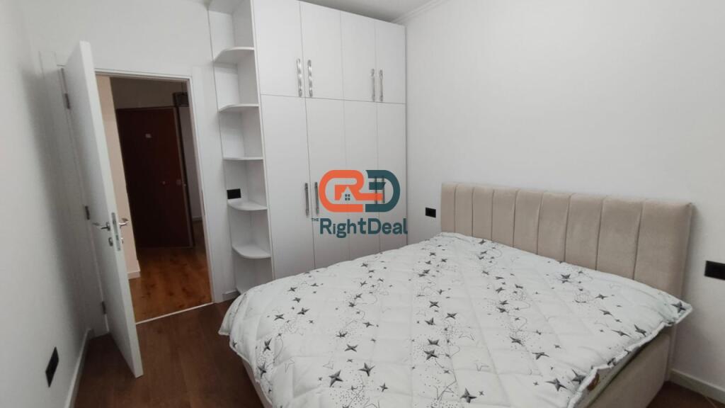 Ne Astir,Shitet Apartament 1+1 I Konvertuar Ne 2+1!