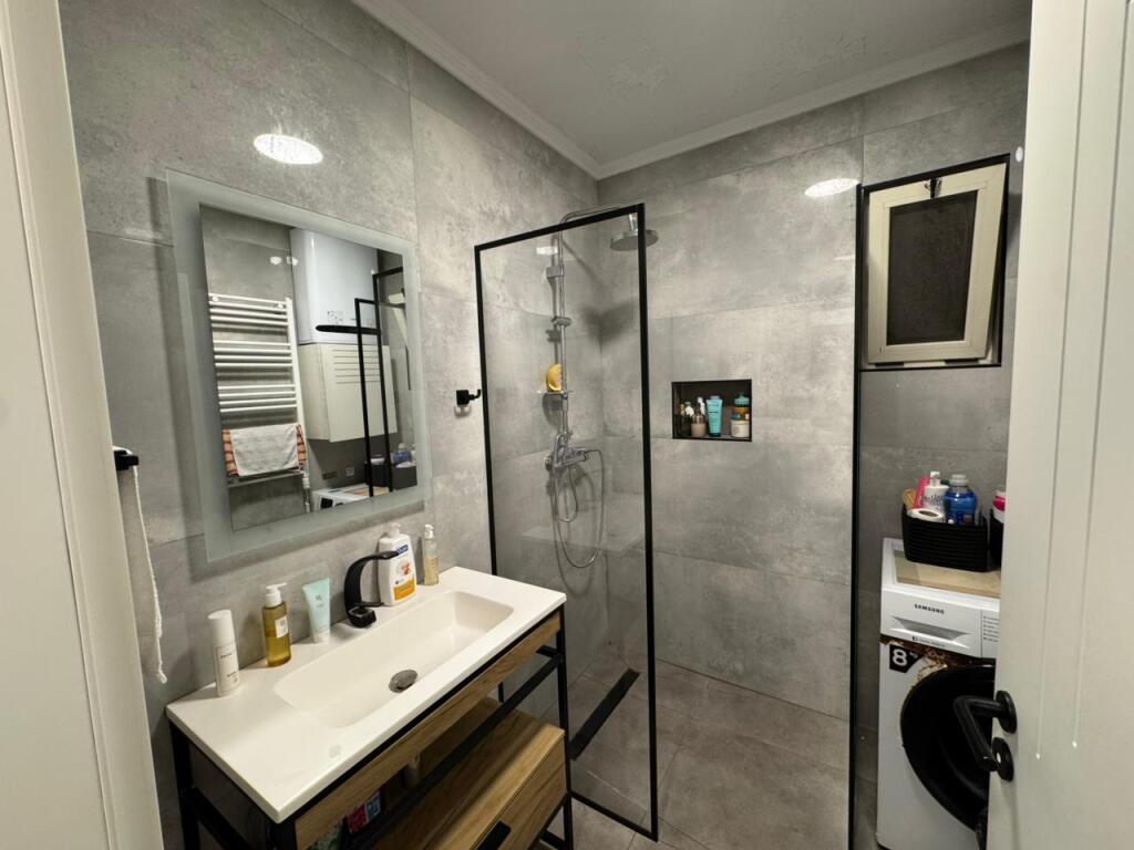 APPARTAMENTO 2+1 IN VENDITA A KODRA E DIELLIT 140.000 EURO !!
