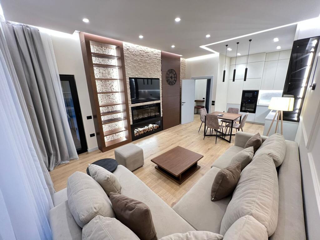 🏡 Appartamento in Affitto – 1+1 + Parcheggio 📍 Via Kavaja, Piazza 21