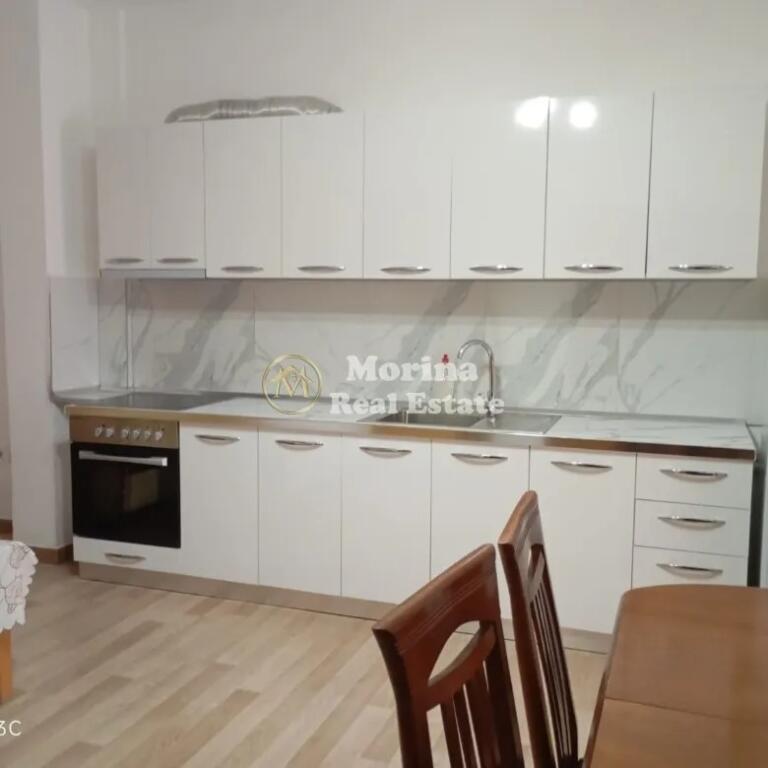 Qera, Hyrje Private 2+1+Parkim,Fresk, 400 euro/muaj