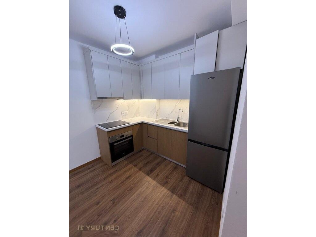 JAPIM APARTAMENT 1+1+ POST PARKIMI KODRA E DIELLIT 2