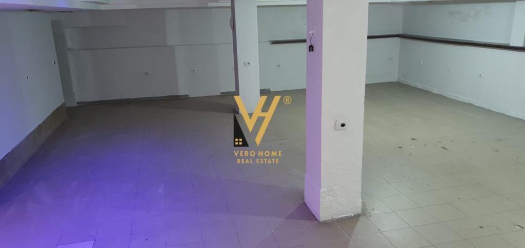 GIVEN PREMISES 171 M2 FOR RENT IN VASI SHANTO 750 EURO