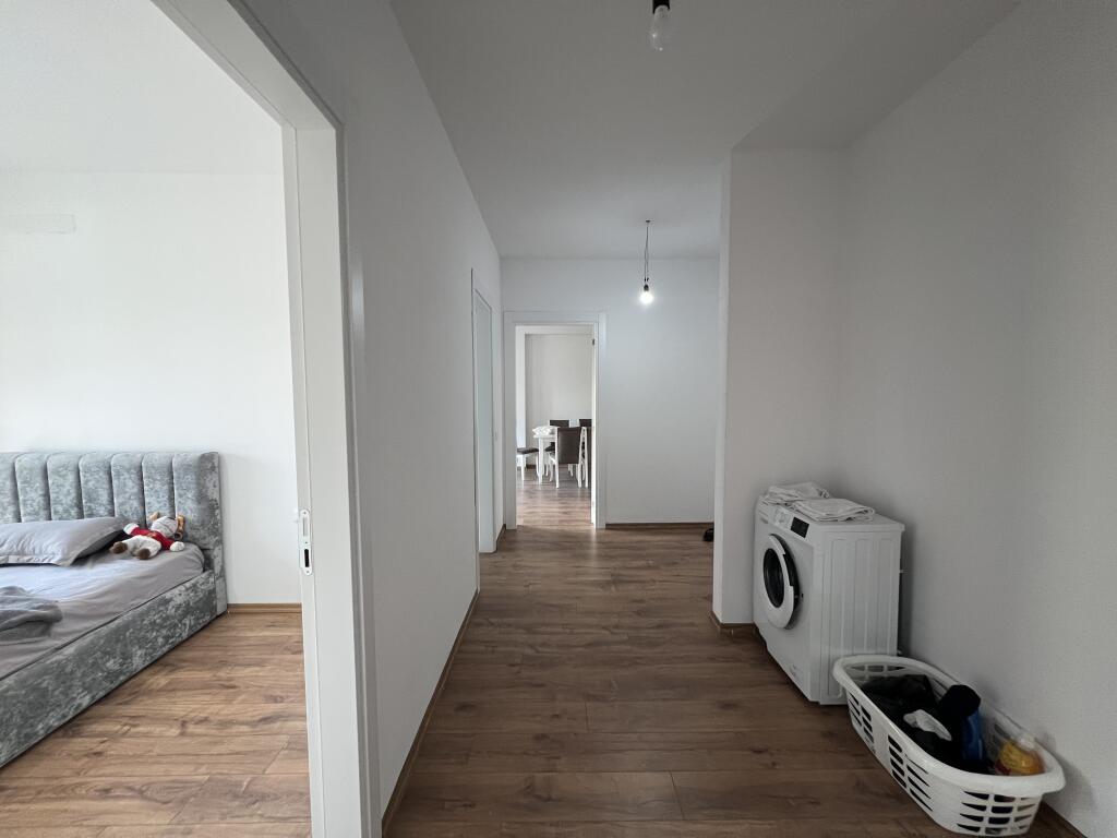 Apartment 2+1+2 for sale Elbavo Bulevardi i Ri