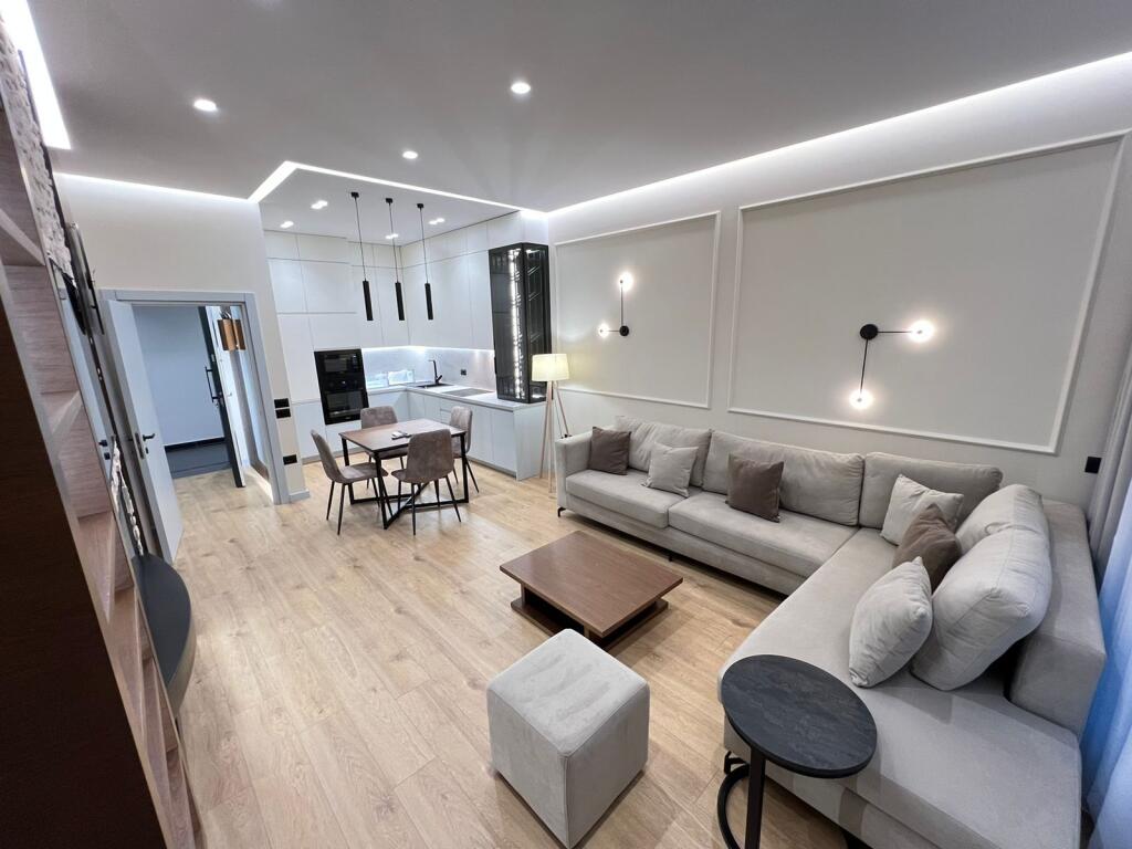 🏡 Appartamento in Affitto – 1+1 + Parcheggio 📍 Via Kavaja, Piazza 21