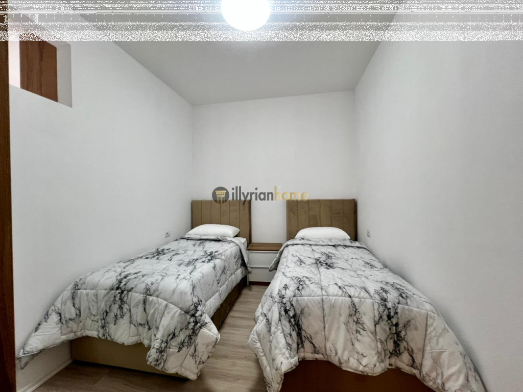 Jepet me qira Apartament 2+1+ Ballkon, “Zogu i Zi”, Tiranë