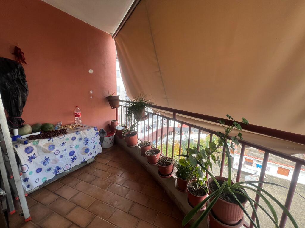 Shitet apartament 2+1 Misto Mame