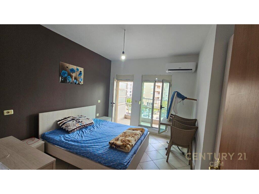 🏢 Apartament 1+1 për Shitje – Bulevardi i Ri, Tiranë