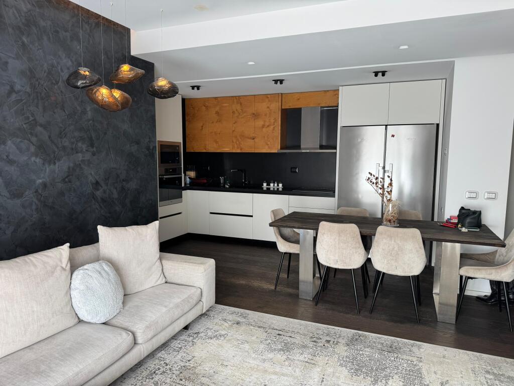 MYSLYM SHYRI 2+1+2 QIRA