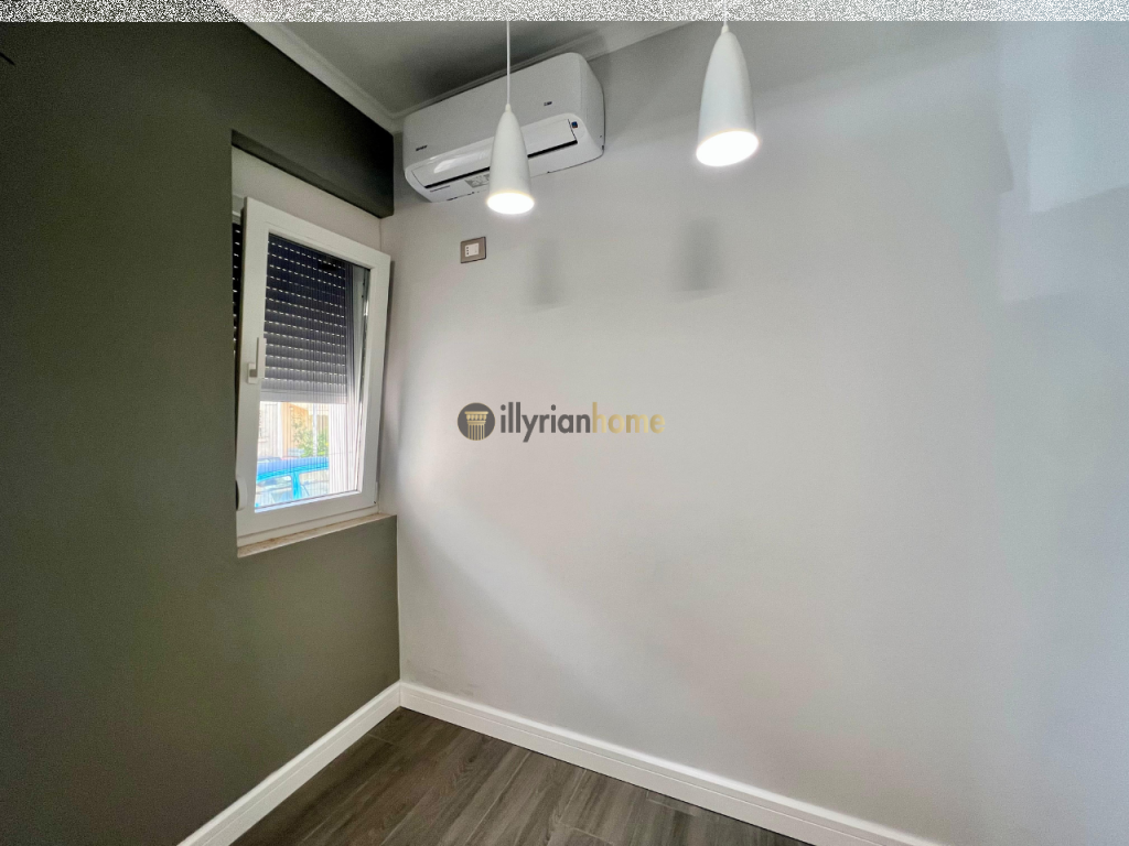 Jepet me qira apartament 1+1, “Shkolla e Kuqe”, Tiranë