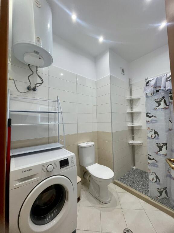 📣 QERA SUPER Apartament 1+1 📍 Perballe Kompleksit Delijorgji 🛣️ Rruga e "Kavajes" ✨