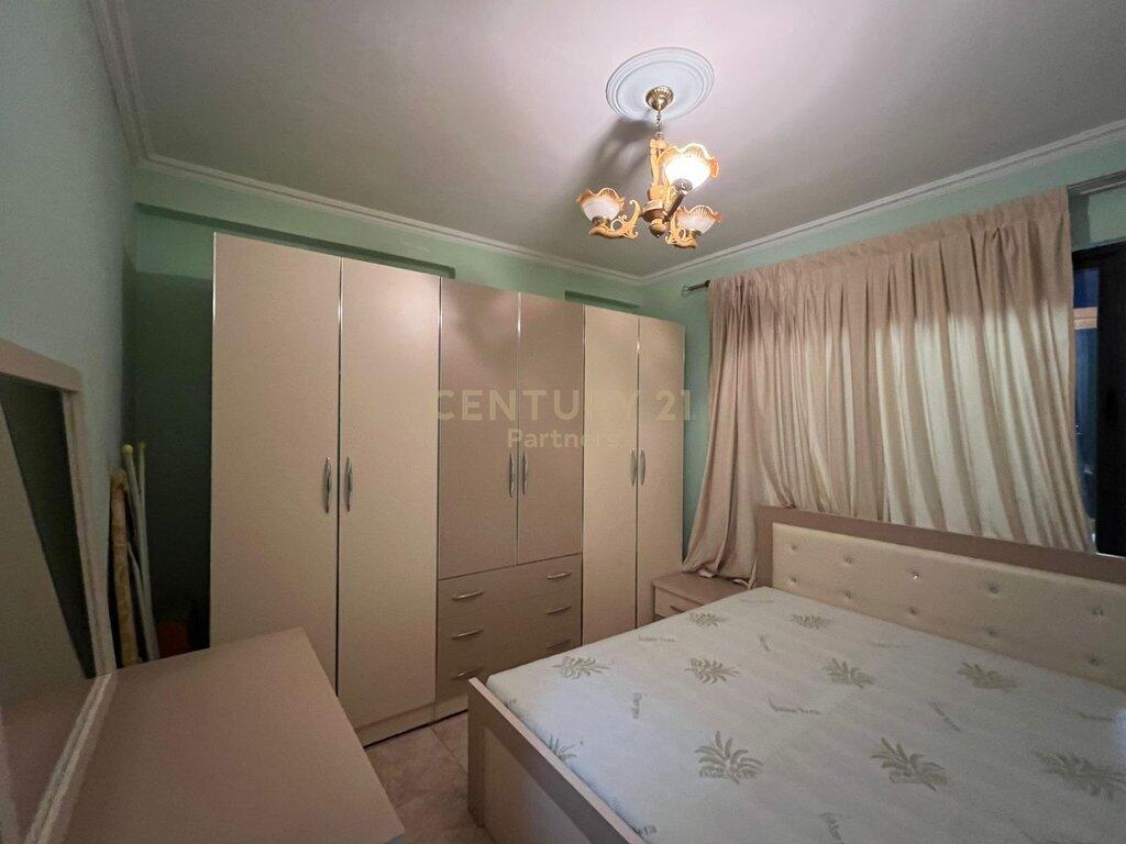 APARTAMENT 1+1 ME QIRA, STACIONI I TRENIT