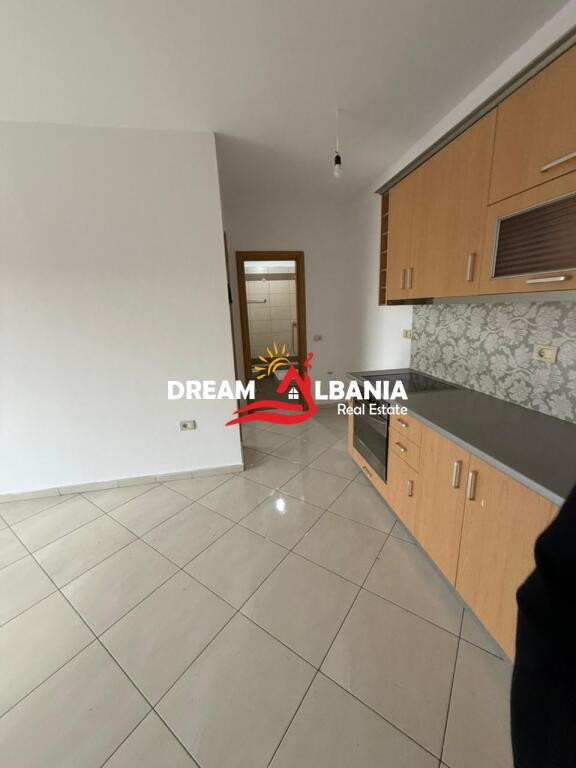 Shitet Apartament 1+1, Prane Casa Itali ne Tirane (ID 41111170)