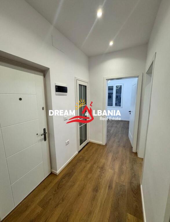 Ambient biznesi/Apartament me Qera ne Myslym Shyr, prane Shkolles Pjeter Budi ne Tirane (ID 42611376)
